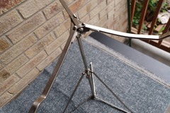 Selling with online payment: Leedy vintage snare stand