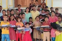 Looking for volunteers: Volunteer by translating | English to ANY Language 
