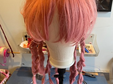 Selling with online payment: Long pink wig