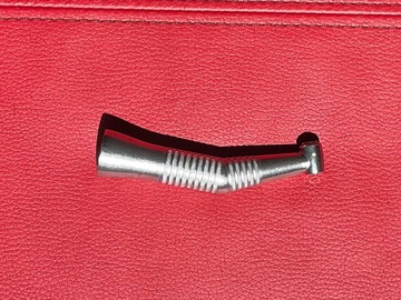 Gebruikte apparatuur: KaVo Intramatic 20 CH