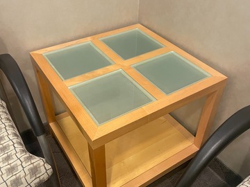 Selling with online payment: End Tables