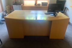 Selling with online payment: Doctor's Office Desk and Credenza