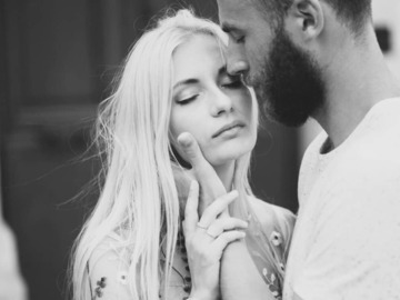 Selling: WILL THEY LOVE YOU IN THE RIGHT WAY? 