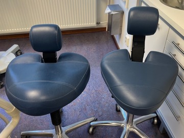 Gebruikte apparatuur: Verrijdbare tandartsstoelen