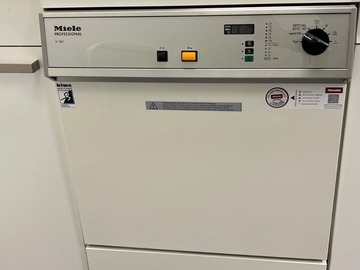 Gebruikte apparatuur: Miele themodesinfector, type G 7881