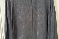 Selling: Sylvester shirt small