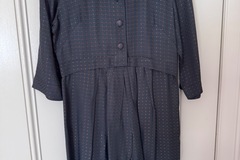 Selling: Sylvester dress medium