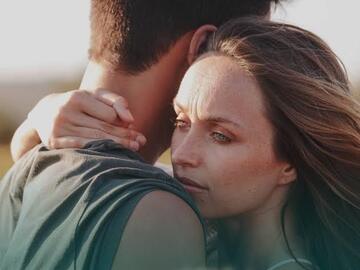 Selling: Mixed signals 
