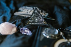 Selling: Triangle Of Power Ritual 