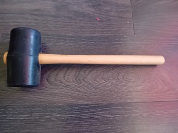 Selling: Maillet en bois et caoutchouc MOB