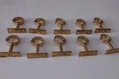 À vendre: Lot de 12 supports dorés pour tringles à rideaux
