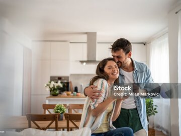 Selling: urgent reading any area delivered within one hour