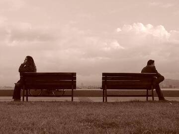 Selling: From silence to answers- separation reading !