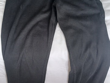 Winter sports: Baselayer top and bottom
