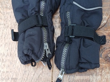 Winter sports: Unigear gloves