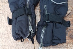 Winter sports: Unigear gloves