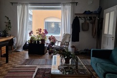 Yhteisöllinen työtila: Coworking space with basement studio