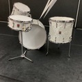 Selling with online payment:  ‘60’s Vintage Premier set.