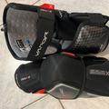 Verkaufen mit Online-Zahlungen: Ellenbogenschoner // Bauer 3x pro