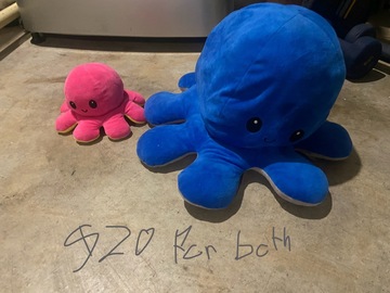Selling with online payment: Octopus flip plush
