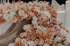 Selling: Whole Reception Wedding Florals