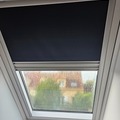 Selling: store occultant velux