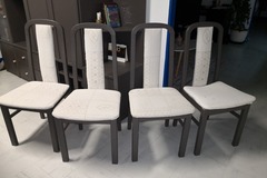Vente: TABLE CHENE MASSIF + RALLONGE + 4 CHAISES