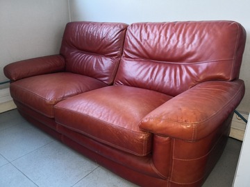Selling: CANAPE CUIR BOIS MASSIF BORDEAUX
