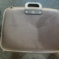 Giving away: porte document / ordinateur