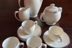 Offering: Service Style 1920 en porcelaine
