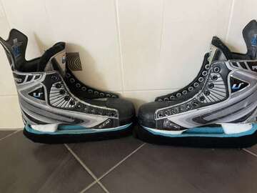 Verkaufen mit Online-Zahlungen: CCM U+ Pro Eishockeyschuhe