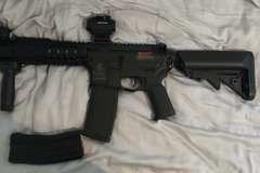 Selling: Lancer Tactical Gen 2 Raider M4 battery and extra mag included