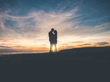 Selling: Who is coming into your life? 