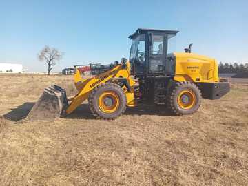En alquiler: CARGADORA FRONTAL LONKING  CDM835