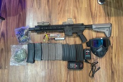 Selling: Evike M4 Bundle