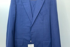 Selling with online payment: [EU] NWT Suitsupply mid blue 3pc suit, size 38R