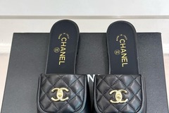 Bulk Lots: 38 Chanel Sandals Slippers (6pcs)