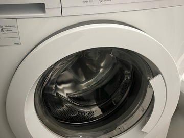 Selling: Washing machine 