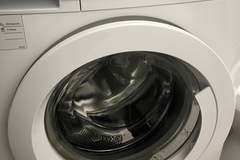 Selling: Washing machine 