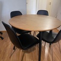 Selling: Dinning Set