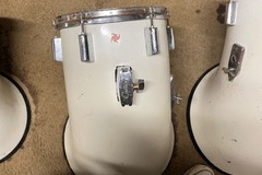 Selling with online payment: North Gretch vintage drums