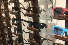Selling with online payment: Classic, custom-made Frame Display