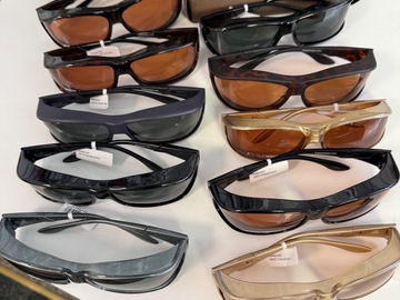 Selling with online payment: 12 Vistana Polare and Cocoon fitovers with cases