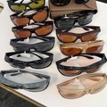 Selling with online payment: 12 Vistana Polare and Cocoon fitovers with cases