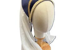 Verkaufen: French Hood in Blau mit Perlen