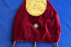 Verkaufen: Edle Gürteltasche aus Samt - Bordoux/Gelb