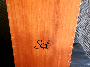 Selling with online payment: Rare Sol Percussion Cajon