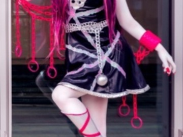 Selling with online payment: Spectra Vondergeist Power Ghoul Outfit - Monster High