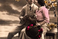 Selling: REUNION OR READY FOR SOMETHING NEW? LOVE READING WITH YOUR GUIDES