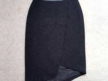 Selling: Black asymmetric hem skirt